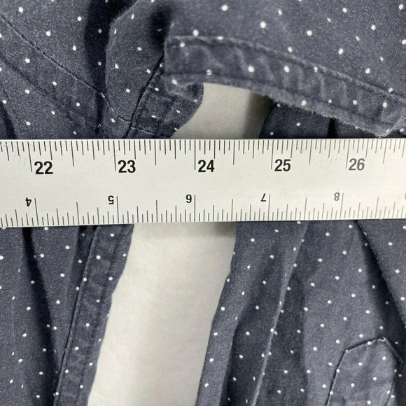 J.Crew Button-Up Shirt Men's Sz M Gray Polka Dot Collared High-Low Hem - Picture 4 of 11